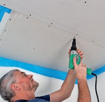 Gipsloft på profilbrædder: Start næste række Gipsloft på profilbrædder: Start næste række